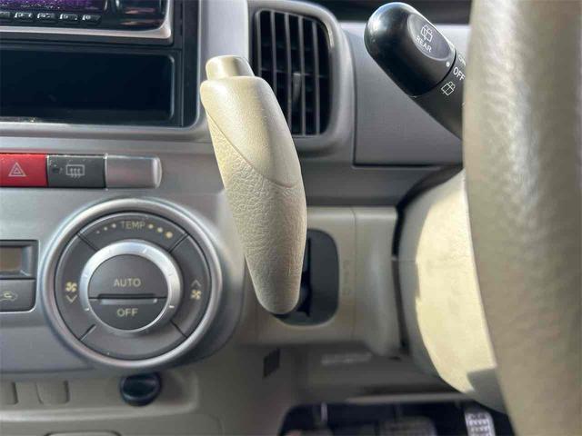 タント G ETC 両側スライド・片側電動 スマートキー 電動格納ミラー ベンチシート CVT 盗難防止システム ABS CD アルミホイール 衝突安全ボディ エアコン パワーステアリング パワーウィンドウ(5枚目)