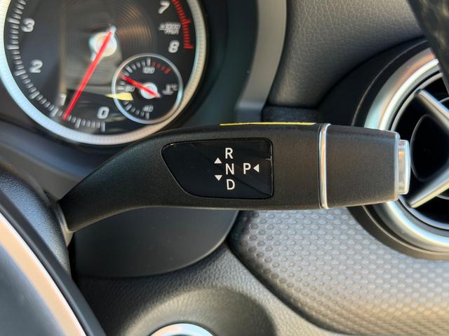 Ａクラス Ａ１８０　スタイル　ターボ・純正ナビ・フルセグＴＶ・バックカメラ・ＤＶＤ／ＣＤ／ＢＴ・ステアリモコン・ＥＴＣ２．０・プッシュスタート・追従式クルコン・パドルシフト・アイドリングストップ・アクティブブレーキアシスト（11枚目）