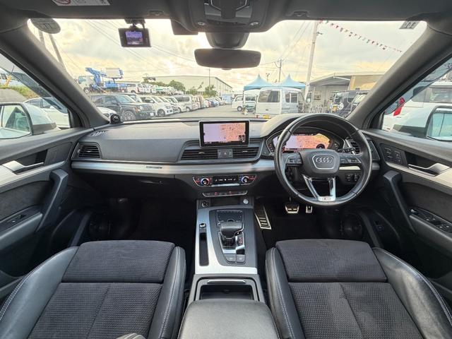 Ｑ５ ４５ＴＦＳＩクワトロ　スポーツ　ＭＯＰ：Ｓラインパッケージ・アシスタンスパッケージ・マトリクスＬＥＤヘッドライトパッケージ・アダプティブエアサスペンション（5枚目）