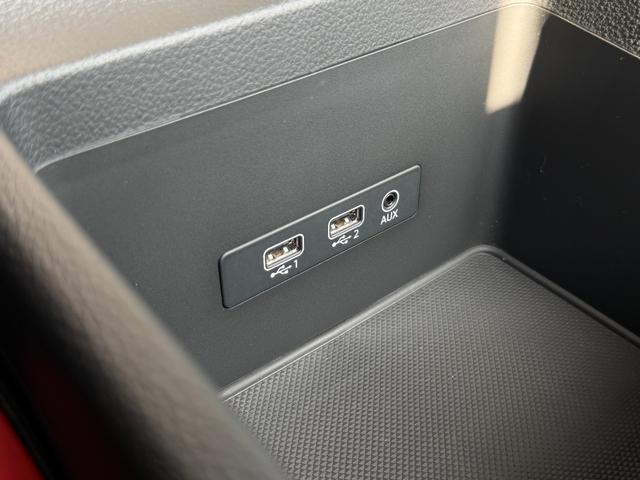 Ｑ５ ４５ＴＦＳＩクワトロ　スポーツ　ＭＯＰ：Ｓラインパッケージ・アシスタンスパッケージ・マトリクスＬＥＤヘッドライトパッケージ・アダプティブエアサスペンション（17枚目）