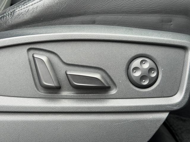 Ｑ５ ４５ＴＦＳＩクワトロ　スポーツ　ＭＯＰ：Ｓラインパッケージ・アシスタンスパッケージ・マトリクスＬＥＤヘッドライトパッケージ・アダプティブエアサスペンション（25枚目）