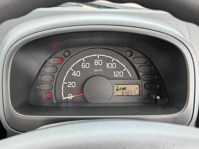 展示車両の価格は登録費用や整備、クリーニング、修繕費用等も全て含んだ支払総額表示です。追加で費用が発生する事はありません。安心してご覧下さい。