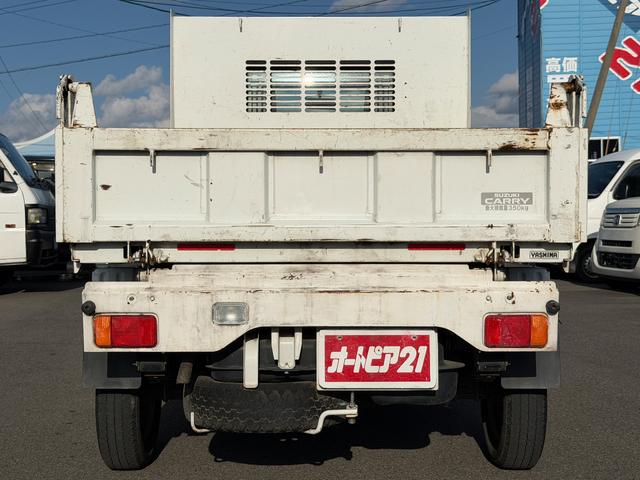 キャリイトラック 頑丈ダンプ　４ＷＤ・５ＭＴ・電動ダンプ・三方開・純正ＡＭ／ＦＭラジオ・エアコン・パワステ・トランスファーレバー・ライトレベライザー・運転席エアバッグ（19枚目）
