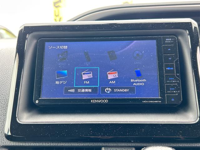 ヴォクシー ZS 煌 ETC バックカメラ ナビ TV 両側電動スライドドア オートライト LEDヘッドランプ スマートキー アイドリングストップ 電動格納ミラー 後席モニター 3列シート CVT アルミホイール CD(6枚目)