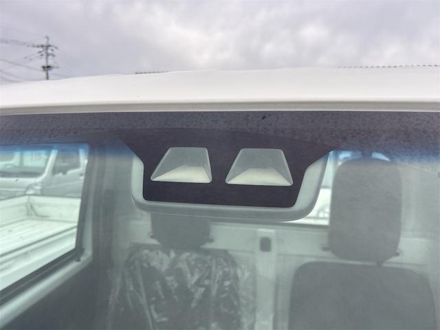 ハイゼットトラック スタンダードSAIIIt 4WD・5速MT・純正AM/FMラジオ・キーレス・スマアシIII・横滑り防止・あおりガード・荷台マット・運転席エアバッグ・ABS(3枚目)