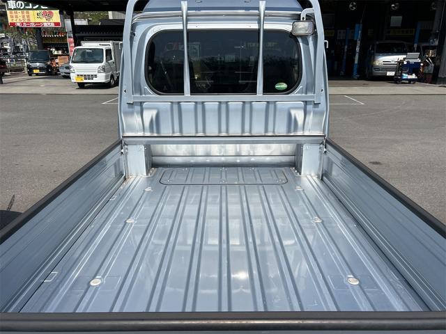 ハイゼットトラック ジャンボ 4WD ワンオーナー AT エアコン パワーステアリング パワーウィンドウ 運転席エアバッグ 助手席エアバッグ CD ミュージックプレイヤー接続可(7枚目)