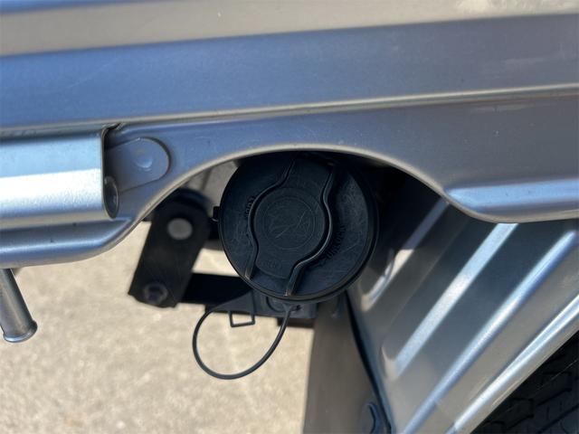 ハイゼットトラック ジャンボ 4WD ワンオーナー AT エアコン パワーステアリング パワーウィンドウ 運転席エアバッグ 助手席エアバッグ CD ミュージックプレイヤー接続可(17枚目)