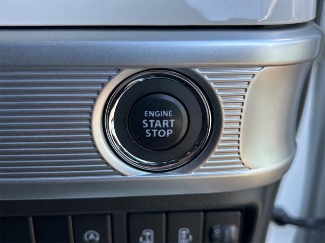 キーを携帯しているだけで、エンジンの始動が可能な装備です。プッシュスタートですのでエンジンの始動もボタンを押すだけです