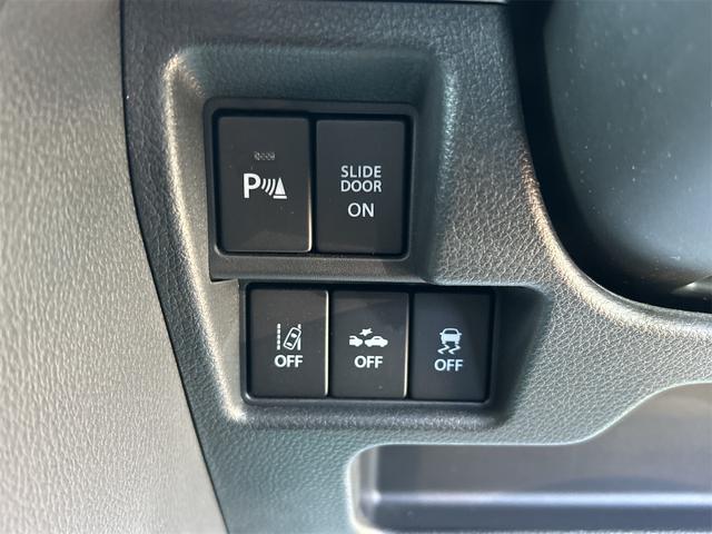 クリアランスソナー付きなので障害物をセンサーで感知し、ドライバーに衝突の危険を知らせてくれます☆