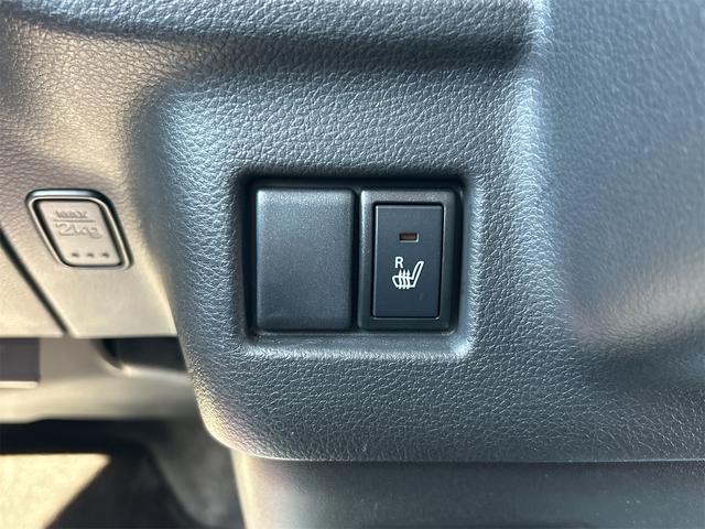 当店のお車をご覧いただきましてありがとうございます。お車についてのご質問やお見積りのご依頼、ご購入にあたってのご相談などお気軽にお問い合わせ下さい!