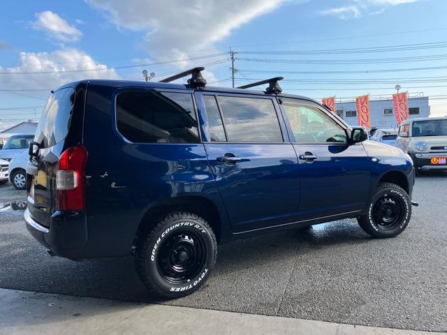 プロボックス ＤＸコンフォート　リフトアップ　４ＷＤ　フロントバンパーガード　スチールホイールブラック塗装　トーヨーオープン　カントリーＲＴ新品　ＥＴＣ　ディスプレイオーディオ　サイド＆バックカメラ　ルーフキャリア　トヨタエンブレム（17枚目）