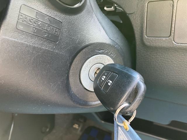 プロボックス ＤＸコンフォート　リフトアップ　４ＷＤ　フロントバンパーガード　スチールホイールブラック塗装　トーヨーオープン　カントリーＲＴ新品　ＥＴＣ　ディスプレイオーディオ　サイド＆バックカメラ　ルーフキャリア　トヨタエンブレム（28枚目）