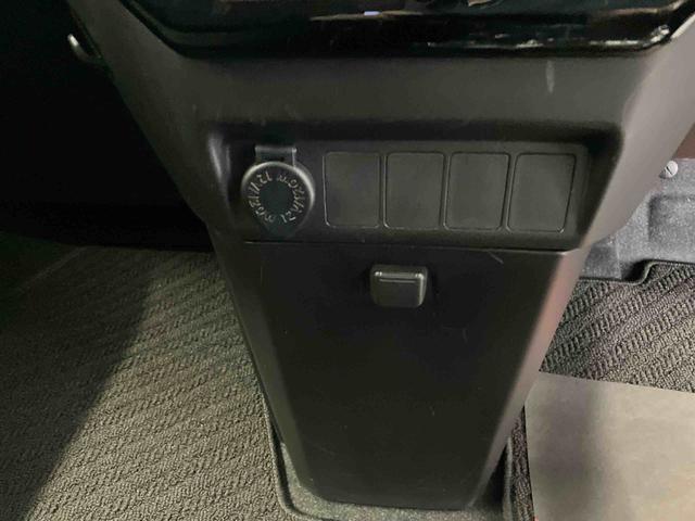 トール カスタムＧ　スマートアシスト搭載　後席両側電動スライドドア　バックカメラ付き　オートエアコン　オートライト　キーフリー　アイドリングストップ　ＡＢＳ　電動ドアミラー（41枚目）