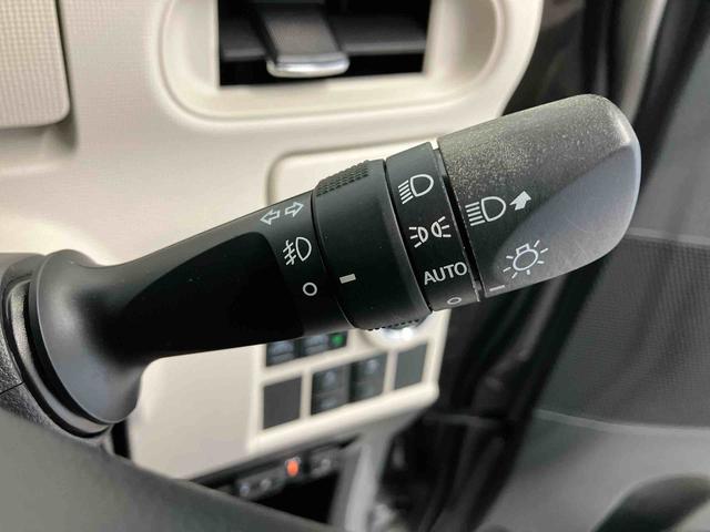 ムーヴキャンバス Ｇブラックアクセントリミテッド　ＳＡＩＩＩ　スマートアシスト搭載　後席両側電動スライドドア　パノラマモニター対応　オートエアコン　オートライト　キーフリー　アイドリングストップ　ＡＢＳ　電動ドアミラー（35枚目）