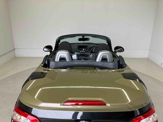 弊社、営業時間は９：３０〜１８：００で、第一・第三月曜日・毎週火曜日は定休日となっております。