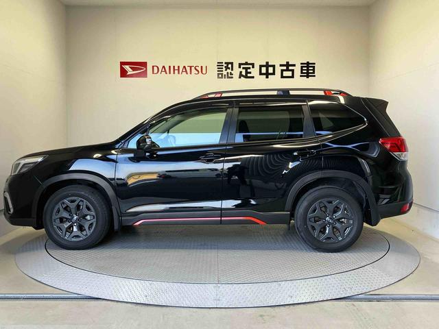 側面からの写真です。ご希望のお車が見当たらない場合は、弊社スタッフがしっかりとお客様のご要望に合ったお車をお探し致します。