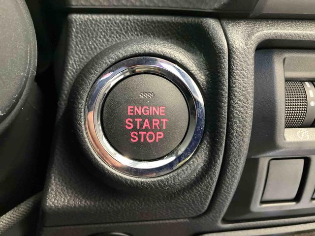 安心してお車をご購入頂き、ご使用頂くために、我々全スタッフは心のこもったサービスをご提供を心掛け、お客様に満足していただける店舗を目指しています。