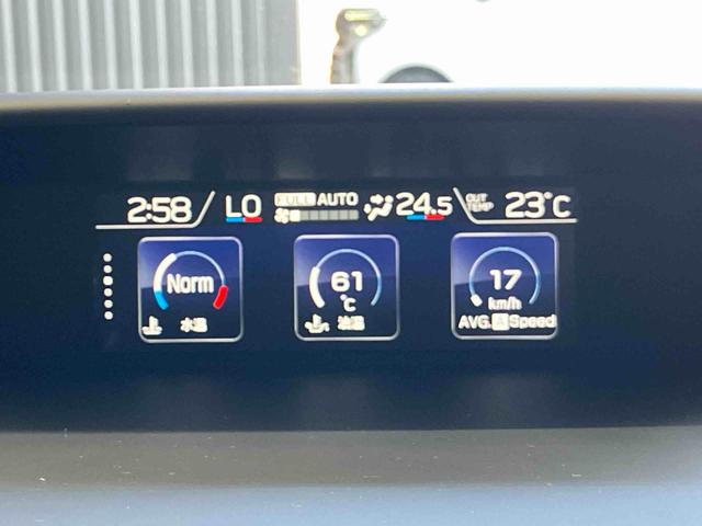 また、お車にあまり詳しくない方でも安心して立ち寄って頂けるお店作りを目指しています。中古車選びに不安があるという多くのお客様の声に応えるべく『親切・丁寧・明瞭』をキーワードにしっかりサポート致します。