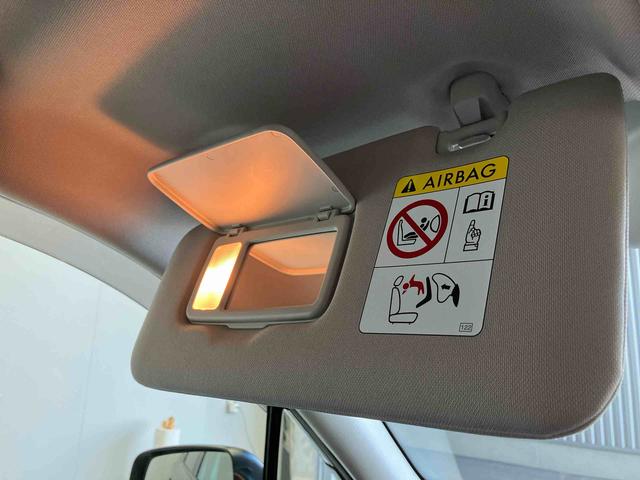 さらに進化したスマートアシスト３が、運転中の「ヒヤッ」とするシーンで衝突回避の支援や被害の軽減を図り安全運転を支援します