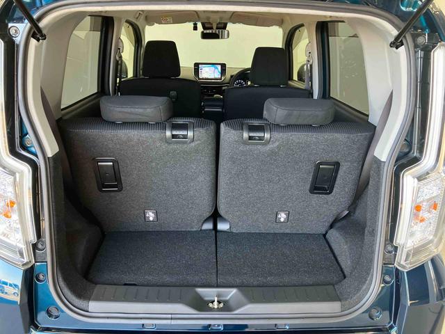 広々ラゲッジスペースです。いろんな荷物も積み込みしやすくなってます！！