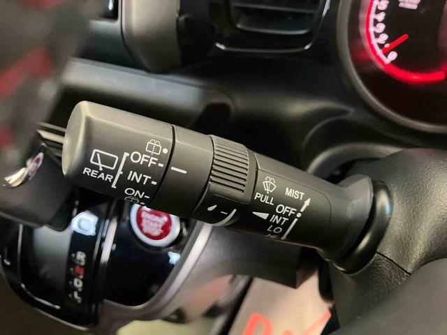 N-BOXカスタム G・Aパッケージ 後席両側スライドドア(片側電動) バックカメラ付き オートエアコン オートライト(36枚目)