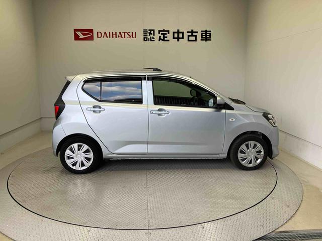ミライース Ｘ　ＳＡＩＩＩ　スマートアシスト搭載　オートライト　キーレスエントリー　電動ドアミラー　ＡＢＳ　アイドリングストップ　電動ドアミラー（4枚目）