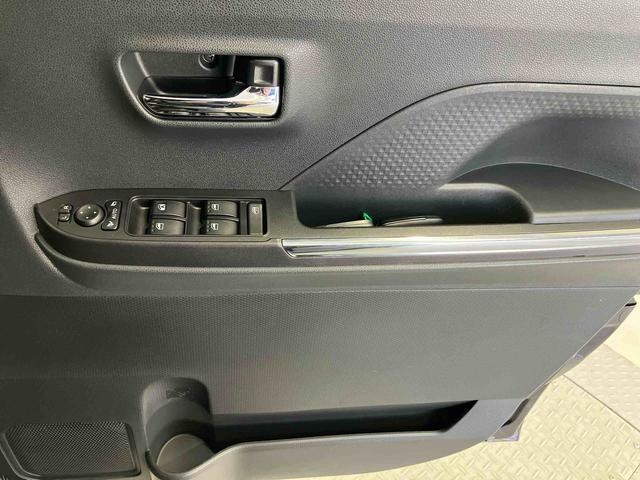 タント カスタムＸ　スマートアシスト搭載　パノラマモニター対応　後席両側電動スライドドア　オートエアコン　オートライト　キーフリー　アイドリングストップ　ＡＢＳ　電動ドアミラー　アルミホイール（45枚目）