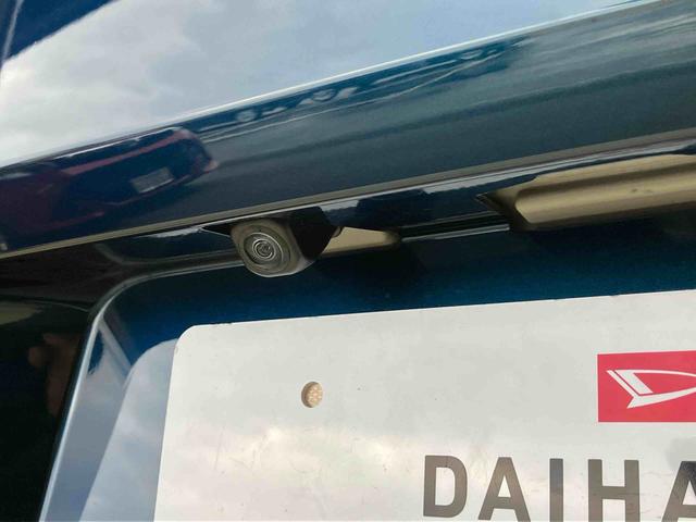 �o�b�N�J�����ŎԌɓ��ꃉ�N���N���