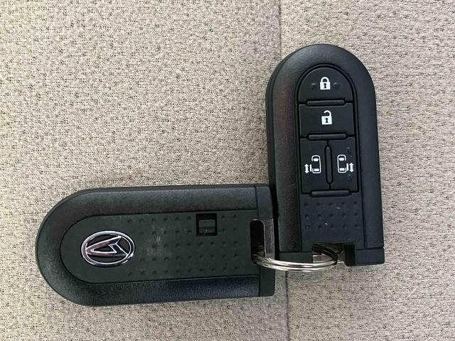 ムーヴキャンバス ＧメイクアップＶＳ　ＳＡＩＩＩ　スマートアシスト搭載　後席両側電動スライドドア　パノラマモニター対応　オートエアコン　オートライト　キーフリー　アイドリングストップ　ＡＢＳ　電動ドアミラー（63枚目）