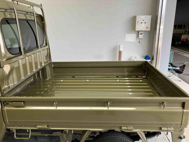 �F�{�_�C�n�c�͌����S��ɔ̔��Ԃ�݂��Ă���A�̔�����т��ߍׂ₩�ȃT�[�r�X�ƃt�H���[���o����̐����Ƃ��Ă���܂��B�y�n�斧���^�z�ŊF�l�̃J�[���[�t���T�|�[�g�����Ē����܂��B