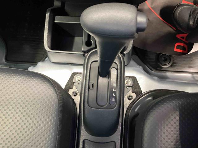 ハイゼットトラック スタンダード　農用スペシャル　スマートアシスト搭載　４ＷＤ　オートライト　アイドリングストップ（11枚目）