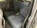後部座席です。座り心地も足元もゆったり♪♪