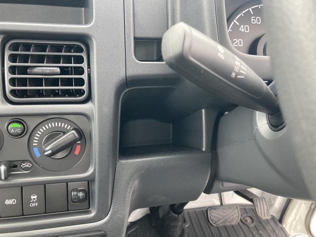 キャリイトラック 　４ＷＤ　軽トラック　ＡＴ　アイドリングストップ　オートライト　ＥＳＣ　エアコン　運転席エアバッグ　助手席エアバッグ（43枚目）