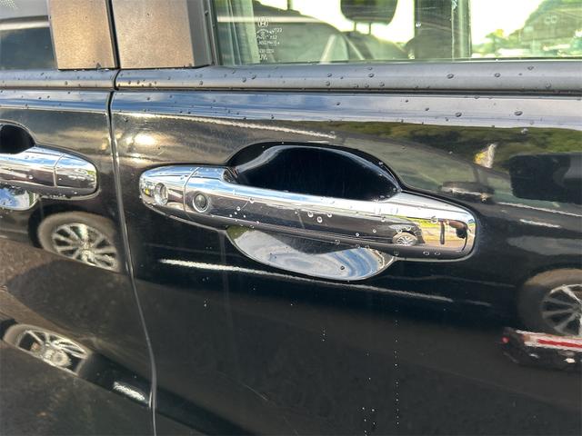 ステップワゴンスパーダ スパーダハイブリッド　Ｇ・ＥＸ　ホンダセンシング　ドライブレコーダー　ＥＴＣ　バックカメラ　ナビ　ＴＶ　オートクルーズコントロール　レーンアシスト　衝突被害軽減システム　両側電動スライドドア　オートライト　ＬＥＤヘッドランプ　スマートキー（23枚目）