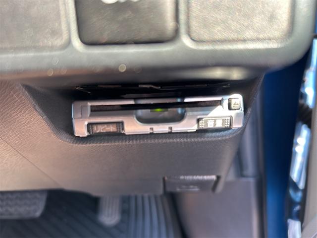 アクア S ETC バックカメラ ナビ オートライト スマートキー 電動格納ミラー CVT 衝突安全ボディ ABS ESC CD Bluetooth エアコン パワーステアリング パワーウィンドウ(6枚目)