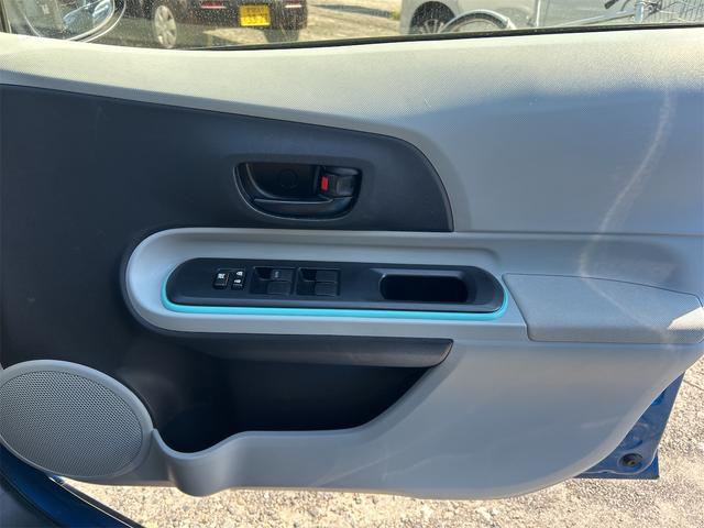 アクア S ETC バックカメラ ナビ オートライト スマートキー 電動格納ミラー CVT 衝突安全ボディ ABS ESC CD Bluetooth エアコン パワーステアリング パワーウィンドウ(53枚目)