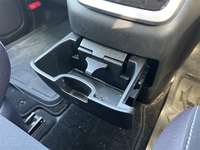 セレナ ハイウェイスター　プロパイロットエディション　ＥＴＣ　バックカメラ　ナビ　ＴＶ　クリアランスソナー　オートクルーズコントロール　衝突被害軽減システム　両側電動スライドドア　オートライト　スマートキー　アイドリングストップ　電動格納ミラー（61枚目）