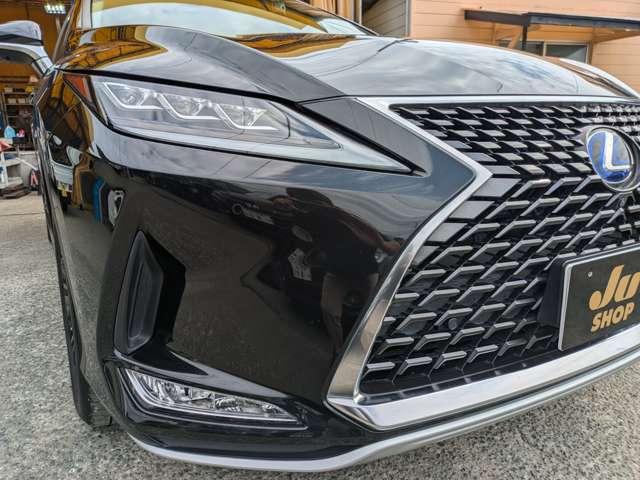 ＲＸ ＲＸ４５０ｈ　バージョンＬ　純正１２．３ワイドＳＤナビ　ＤＶＤ　ＣＤ　ＢＴ　フルセグＴＶ　パノラミックビューモニター　ステアＳＷ　パノラマルーフ　レザーシート（エアー、シートヒーター）　パワーシート　３眼ＬＥＤヘッドライト（7枚目）