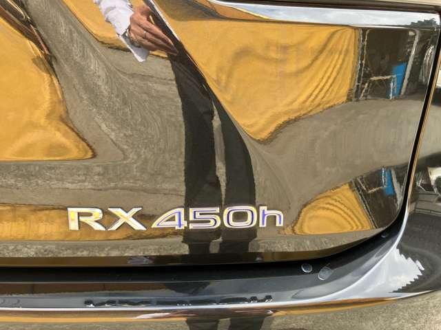 ＲＸ ＲＸ４５０ｈ　バージョンＬ　純正１２．３ワイドＳＤナビ　ＤＶＤ　ＣＤ　ＢＴ　フルセグＴＶ　パノラミックビューモニター　ステアＳＷ　パノラマルーフ　レザーシート（エアー、シートヒーター）　パワーシート　３眼ＬＥＤヘッドライト（14枚目）