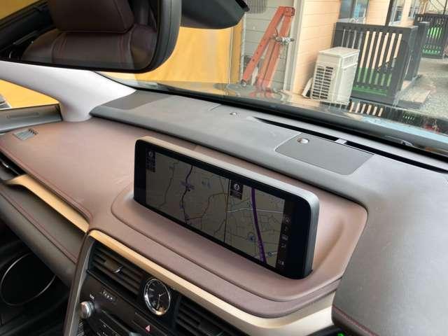 ＲＸ ＲＸ４５０ｈ　バージョンＬ　純正１２．３ワイドＳＤナビ　ＤＶＤ　ＣＤ　ＢＴ　フルセグＴＶ　パノラミックビューモニター　ステアＳＷ　パノラマルーフ　レザーシート（エアー、シートヒーター）　パワーシート　３眼ＬＥＤヘッドライト（26枚目）