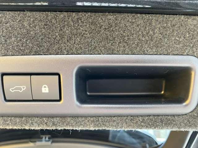ＲＸ ＲＸ４５０ｈ　バージョンＬ　純正１２．３ワイドＳＤナビ　ＤＶＤ　ＣＤ　ＢＴ　フルセグＴＶ　パノラミックビューモニター　ステアＳＷ　パノラマルーフ　レザーシート（エアー、シートヒーター）　パワーシート　３眼ＬＥＤヘッドライト（51枚目）