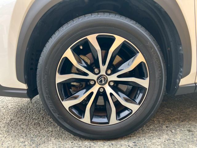 NX NX200t Fスポーツ 4WD 純正SDナビ/フルセグTV BT CD/DVD バックモニター/サイドカメラ 黒/赤レザーシート(エアー・ヒート) OPヘッドアップディスプレイ OPエンジンスターター 3眼LEDヘッドライト(17枚目)