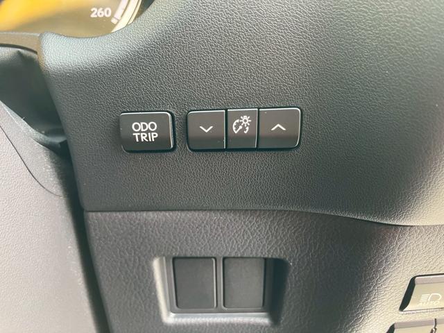 NX NX200t Fスポーツ 4WD 純正SDナビ/フルセグTV BT CD/DVD バックモニター/サイドカメラ 黒/赤レザーシート(エアー・ヒート) OPヘッドアップディスプレイ OPエンジンスターター 3眼LEDヘッドライト(42枚目)