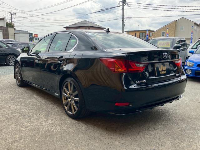 ＧＳ ＧＳ３００ｈ　Ｉパッケージ　純正ナビ　フルセグＴＶ　ＤＶＤ　ＣＤ　ＢＴ　バックカメラ　ステアリングスイッチ　マークレビンソン　レザーシート（エアー・ヒーター）　サンルーフ　リアスポ　３眼ＬＥＤヘッドライト　Ｆスポーツ１９アルミ（18枚目）