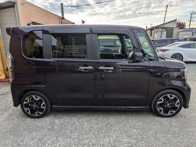 N-BOXカスタム G・Lターボホンダセンシング 純正インターナビ DVD CD BT フルセグTV バックカメラ ステアリングスイッチ 両側電動スライドドア ホンダセンシング 純正LEDヘッドライト LEDフォグランプ スマートキー(11枚目)