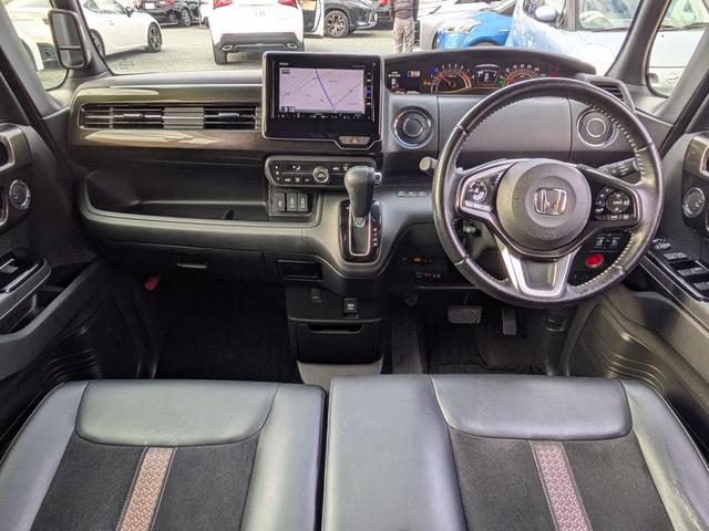 N-BOXカスタム G・Lターボホンダセンシング 純正インターナビ DVD CD BT フルセグTV バックカメラ ステアリングスイッチ 両側電動スライドドア ホンダセンシング 純正LEDヘッドライト LEDフォグランプ スマートキー(23枚目)