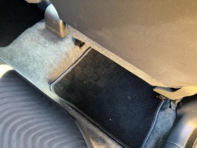 セルボ ＴＸ　ＩＣターボ　エアロ　リヤスポイラー　１５インチアルミ　ＨＩＤヘッドライト　キーフリー　オートエアコン　ＥＴＣ（40枚目）