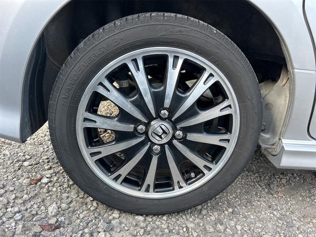 Ｎ－ＢＯＸカスタム Ｇ・ターボパッケージ　バックカメラ　両側電動スライドドア　ナビ　ＴＶ　オートクルーズコントロール　オートライト　ＨＩＤ　スマートキー　電動格納ミラー　ベンチシート　ＣＶＴ　盗難防止システム　ＡＢＳ　ＥＳＣ　ＣＤ　ＤＶＤ再生（22枚目）