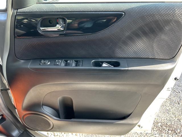 Ｎ－ＢＯＸカスタム Ｇ・ターボパッケージ　バックカメラ　両側電動スライドドア　ナビ　ＴＶ　オートクルーズコントロール　オートライト　ＨＩＤ　スマートキー　電動格納ミラー　ベンチシート　ＣＶＴ　盗難防止システム　ＡＢＳ　ＥＳＣ　ＣＤ　ＤＶＤ再生（46枚目）