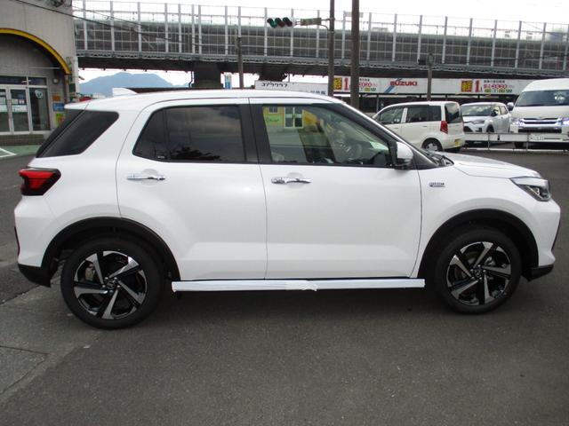 ロッキー プレミアムG HEV(7枚目)